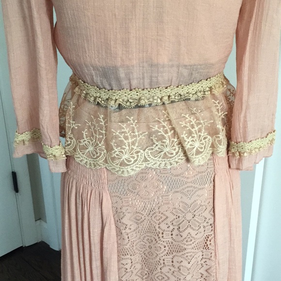 Lace Button Top and Skirt - Picture 3 of 5